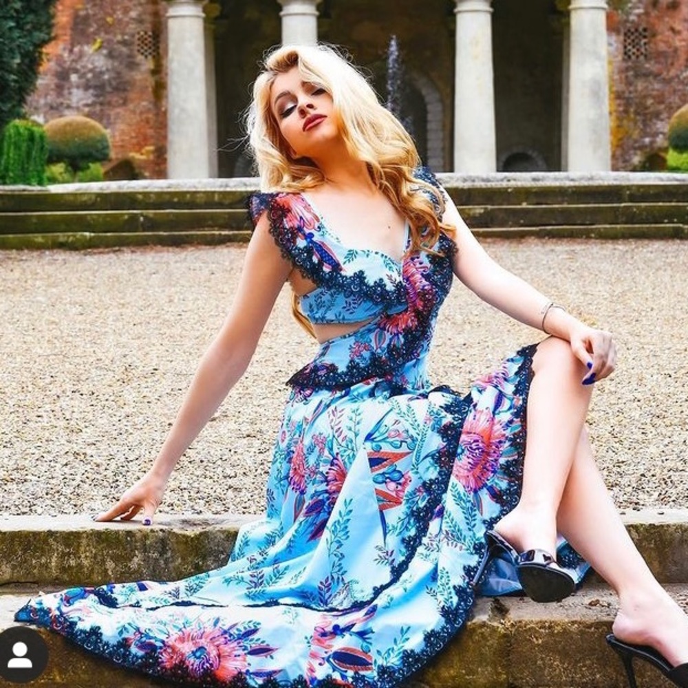 Comino Couture Beautiful Summer dress